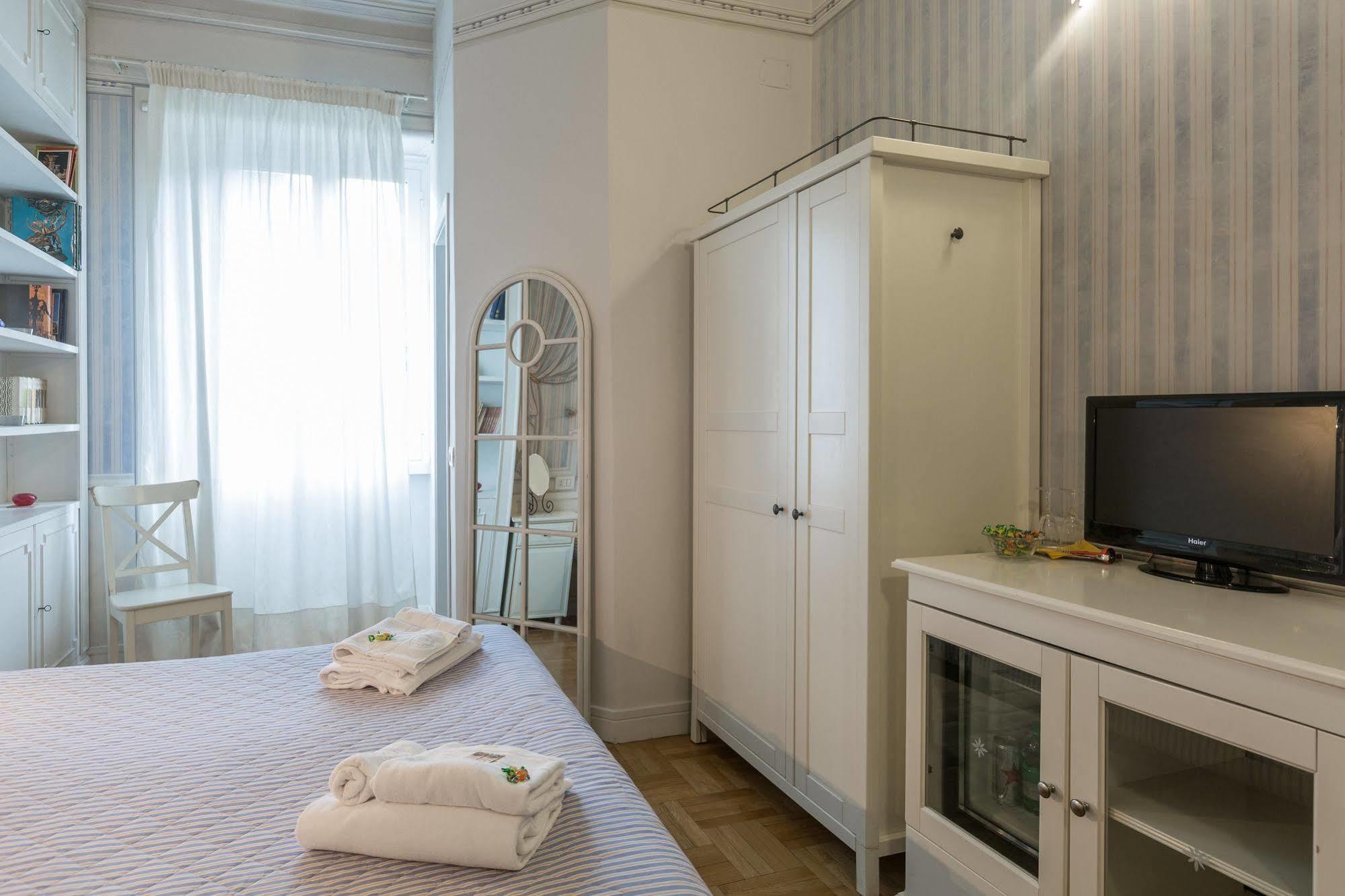 רומא Suites Piazza Del Popolo מראה חיצוני תמונה